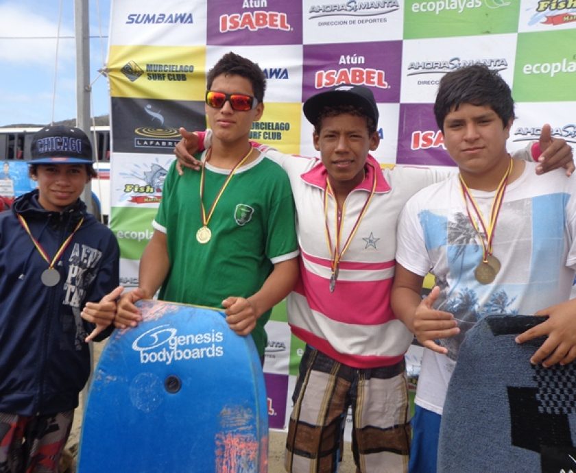 Tercera fecha del circuito de verano “Surf Sumbawa 2013”