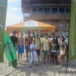 Inició curso vacacional de surf en la playa El Murciélago