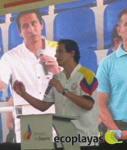 Ministro de Deporte José Francisco Cevallos