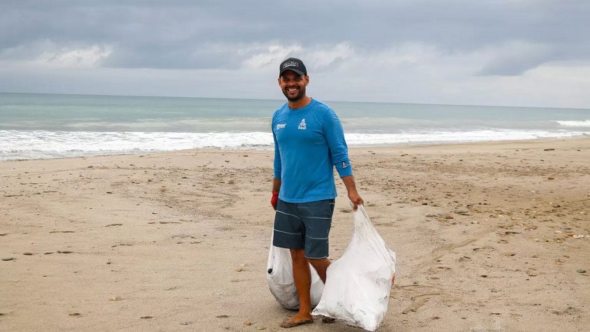 Logramos retirar 250 libras de basura de la playa Santa Marianita